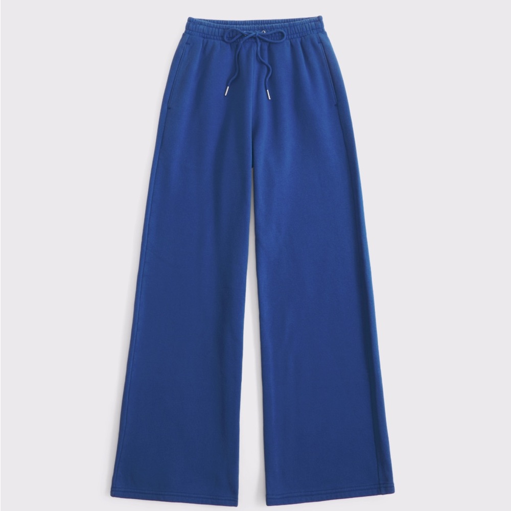 Abercrombie and Fitch Sunday high rise wide leg sweatpant